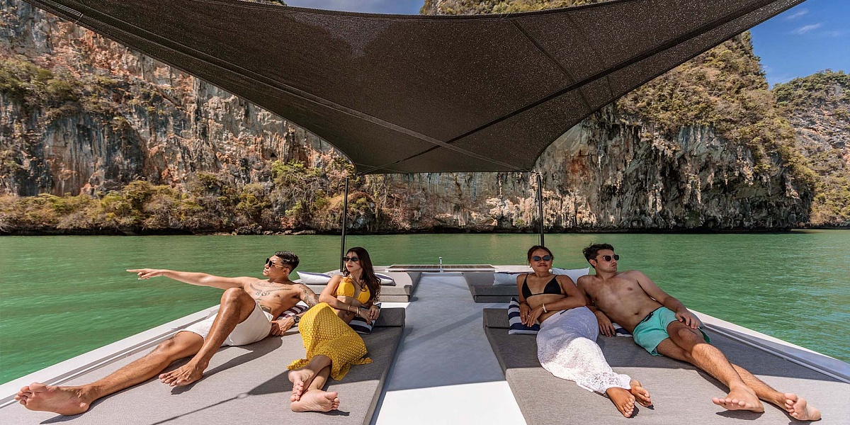 Аренда моторного катамарана Prada 50 на Пхукете